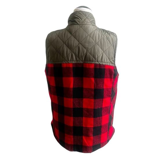 Maurice’s Red Buffalo Plaid Flannel Puffer Zip Up Vest Size XL Outdoors Hunting - Picture 3 of 10